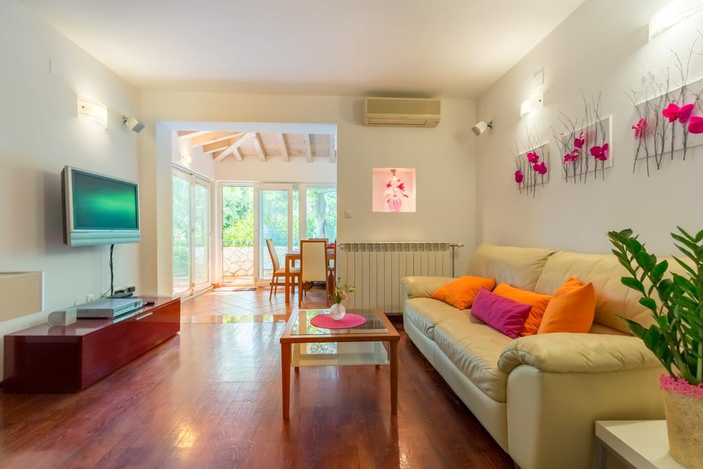 Leona & Borna'S Central Lapad Suites Dubrovnik Exterior foto