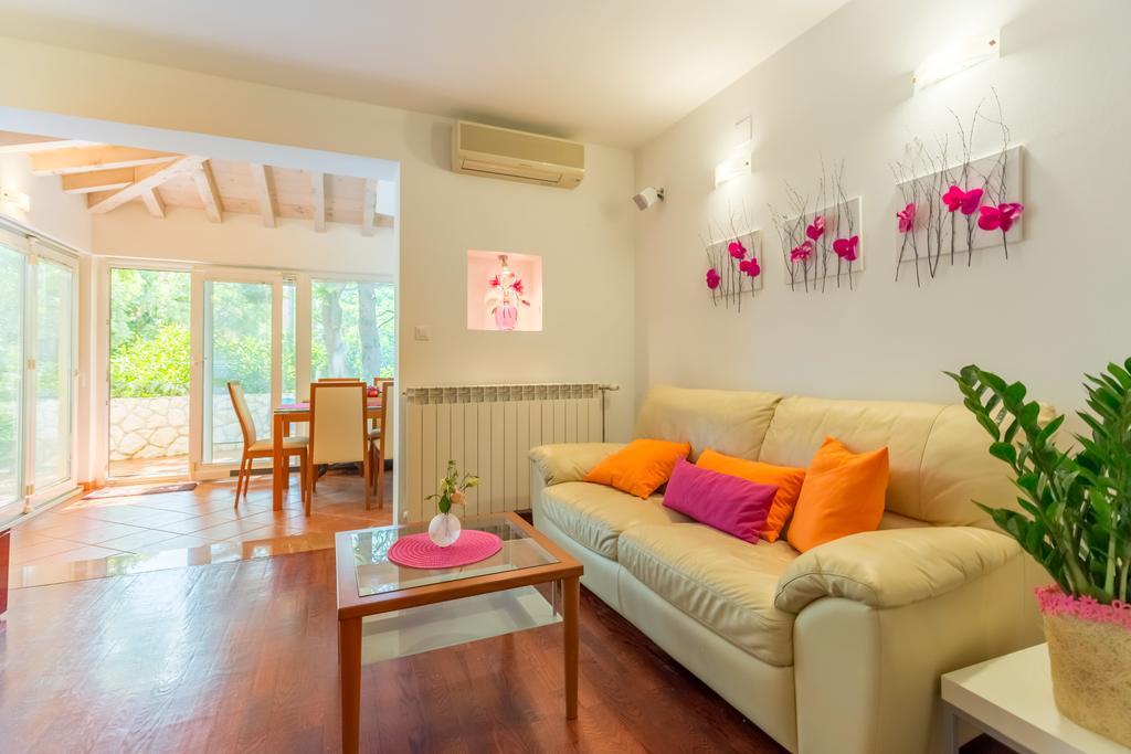Leona & Borna'S Central Lapad Suites Dubrovnik Exterior foto