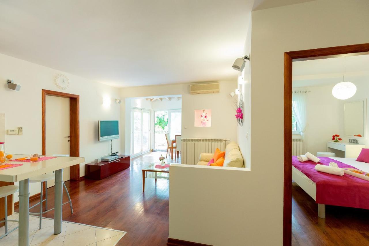 Leona & Borna'S Central Lapad Suites Dubrovnik Exterior foto