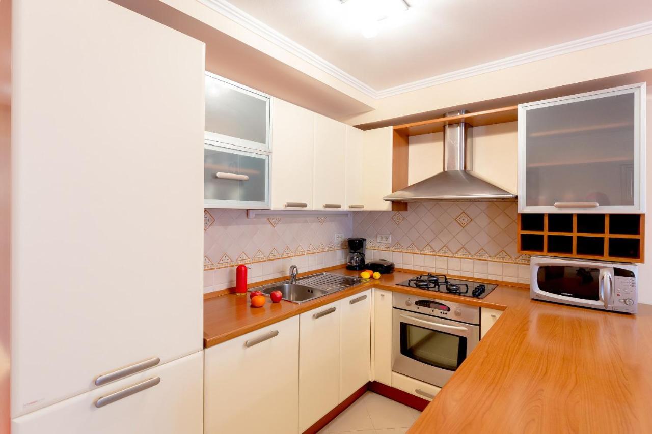 Leona & Borna'S Central Lapad Suites Dubrovnik Exterior foto
