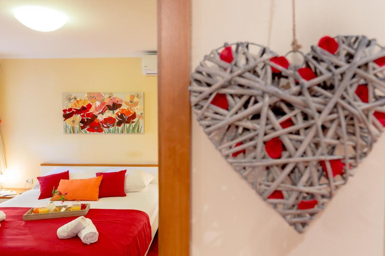 Leona & Borna'S Central Lapad Suites Dubrovnik Exterior foto